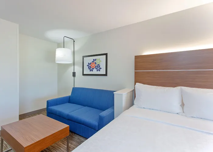 Holiday Inn Express Elk Grove West I-5 By Ihg