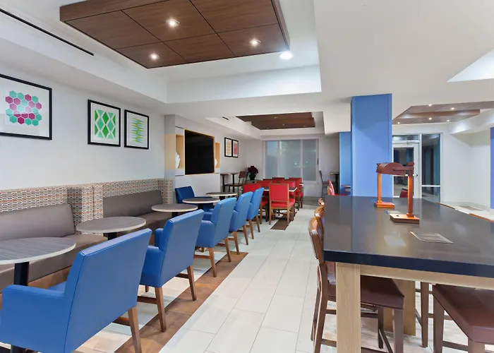 Holiday Inn Express Elk Grove West I-5 By Ihg